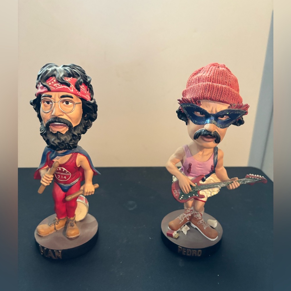 Cheech Chong Figure Set Of
2 Undamaged Marijuana 420